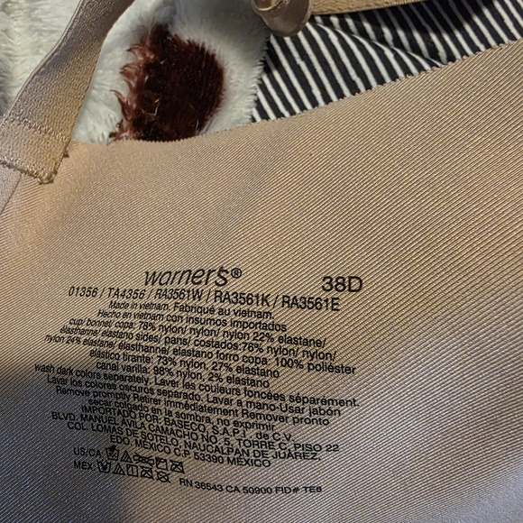 Warner's Black and Tan Bra Duo - Picture 2 of 11